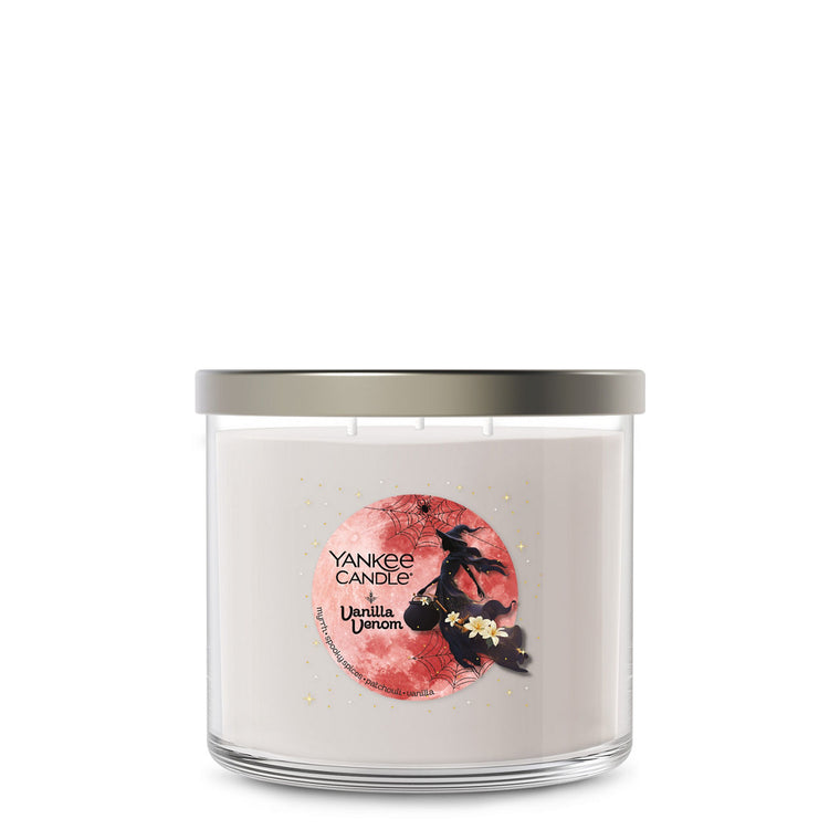 Vanilla Venom 3-Wick Candle Q0